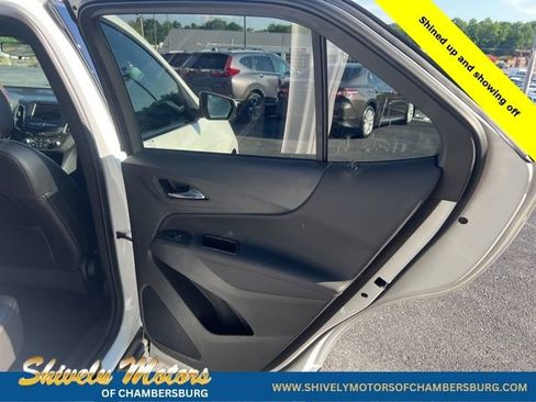 Used 2022 Chevrolet Equinox RS FWD image 12