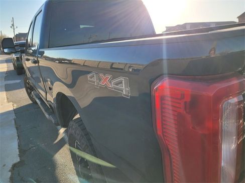 Used 2024 Ford F250 XLT image 4