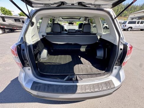 Used 2014 Subaru Forester 2.5i Touring w/ Protection Package #2 AWD/4WD image 6