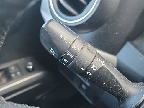 Used 2018 Toyota Tacoma SR5 image 20