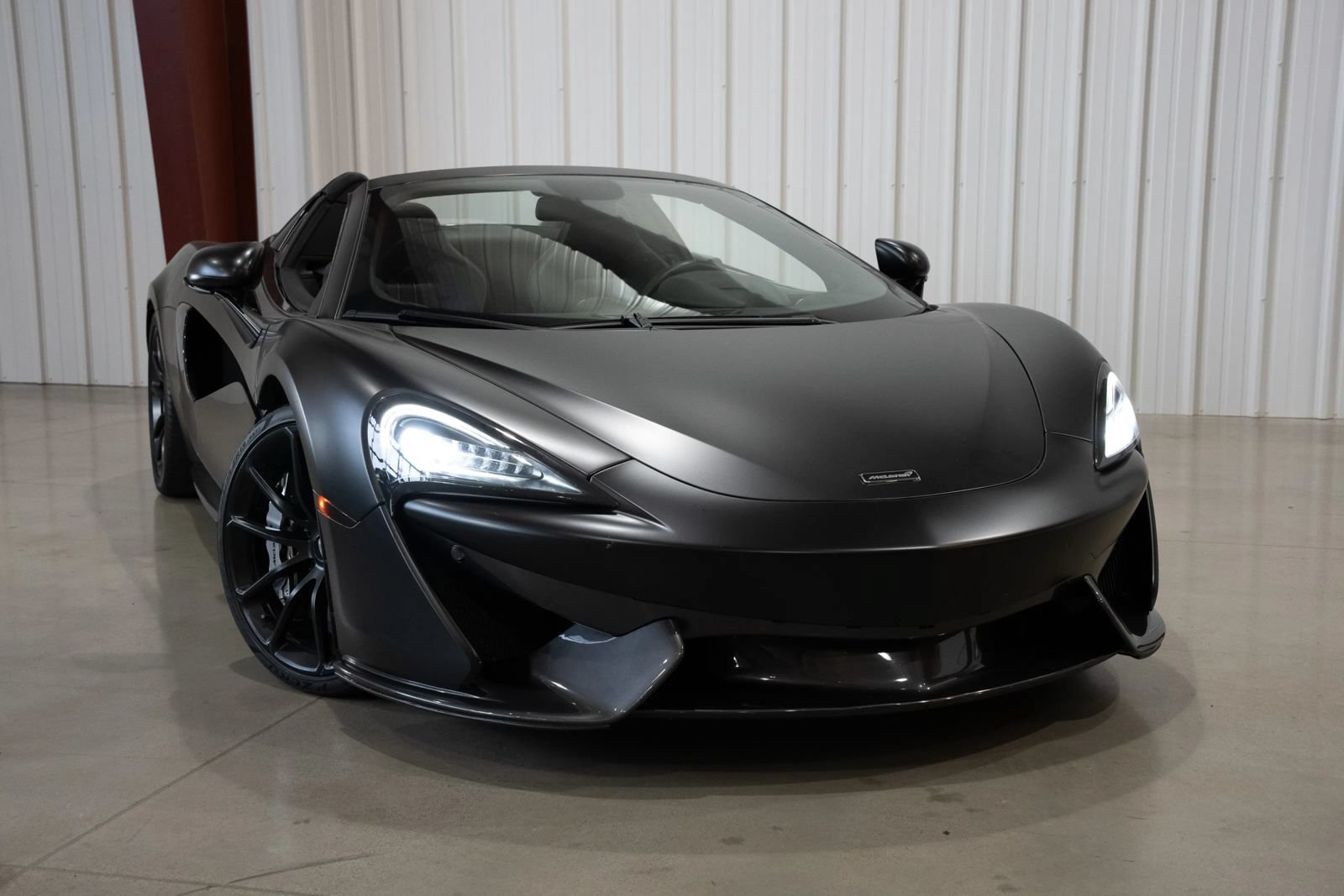 Used 2019 McLaren 570S Spider RWD image 7