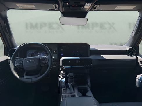 Used 2024 Toyota Land Cruiser image 12