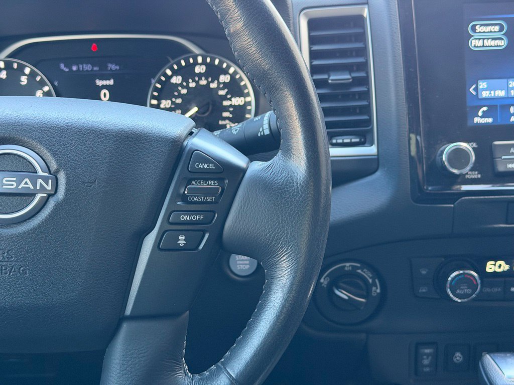 Used 2022 Nissan Frontier SV AWD/4WD image 13
