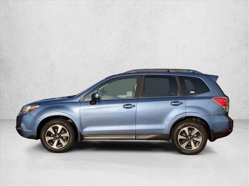 Used 2018 Subaru Forester 2.5i Limited AWD/4WD image 9