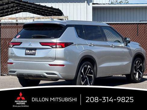 Used 2024 Mitsubishi Outlander SEL AWD/4WD image 4