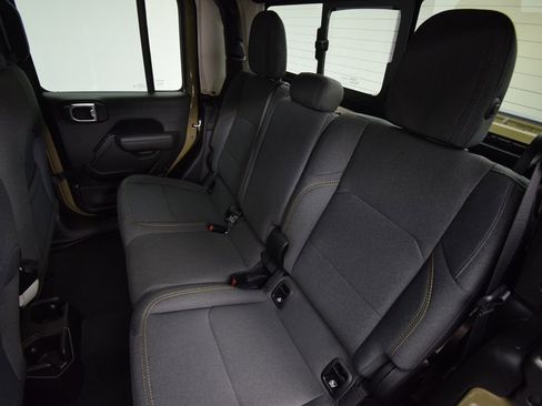 New 2026 Jeep Gladiator Sport image 36