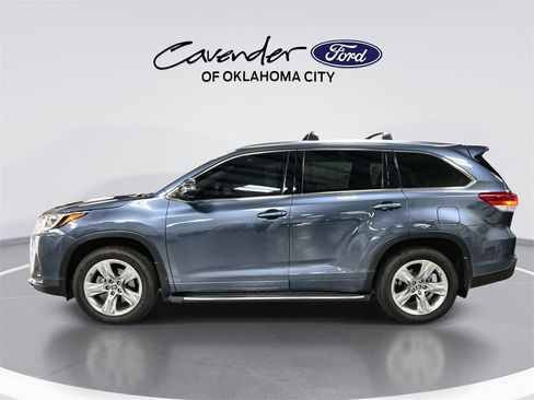 Used 2018 Toyota Highlander Limited image 5
