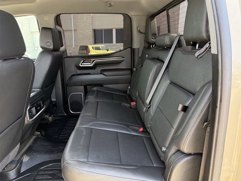 Used 2022 GMC Sierra 1500 Elevation w/ Elevation Premium Package image 25