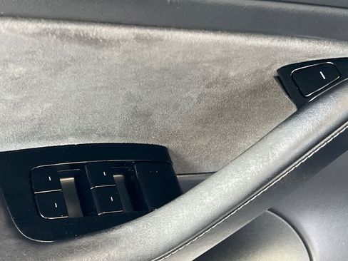 Used 2019 Tesla Model 3 Standard Range RWD image 13