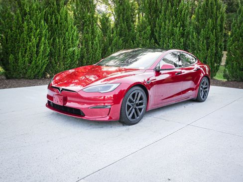Used 2024 Tesla Model S AWD/4WD image 5