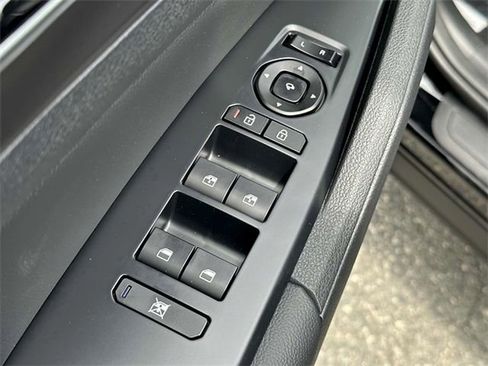 New 2026 Kia Sportage SX image 8