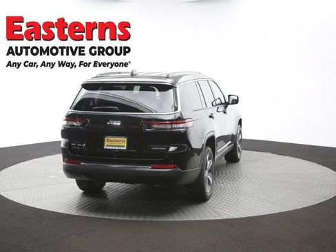 Used 2023 Jeep Grand Cherokee L Limited AWD/4WD image 43