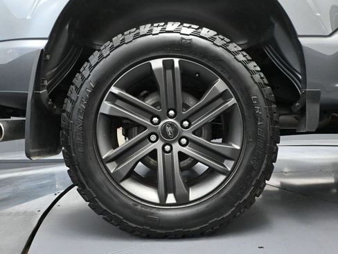 Used 2022 Ford F150 XLT w/ Equipment Group 302A High image 17