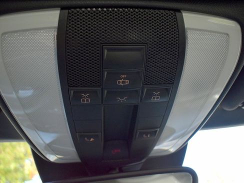 Used 2016 Mercedes-Benz E 400 Cabriolet image 30