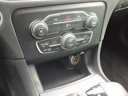 Used 2016 Dodge Charger SXT w/ Rallye Group image 27