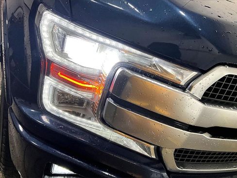 Used 2019 Ford F150 Platinum w/ Technology Package image 31