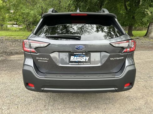 Certified 2025 Subaru Outback Premium AWD/4WD image 7