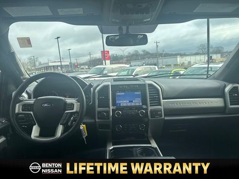 Used 2019 Ford F250 Lariat image 14