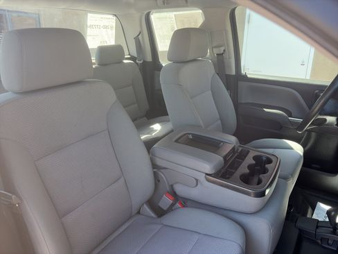 Used 2019 Chevrolet Silverado 2500 W/T AWD/4WD image 24
