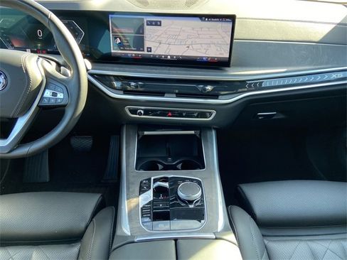 Certified 2024 BMW X5 xDrive40i w/ Premium Package image 13