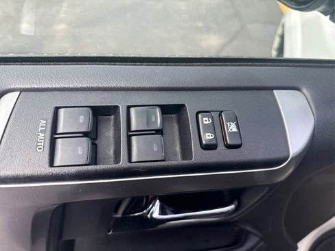 Used 2022 Toyota 4Runner SR5 image 33