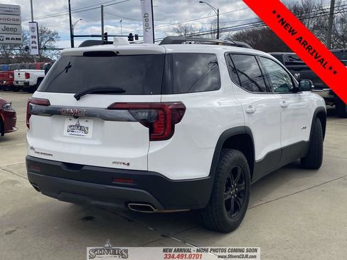 Used 2023 GMC Acadia AT4 image 9