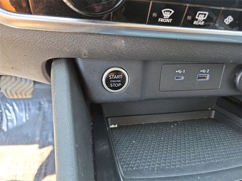 Used 2021 Nissan Rogue SV image 18