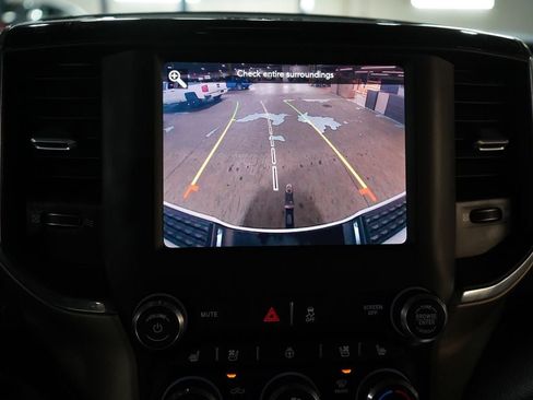 Used 2019 RAM 2500 Laramie w/ Night Edition AWD/4WD image 15
