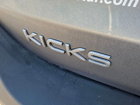 New 2026 Nissan Kicks SR FWD image 11