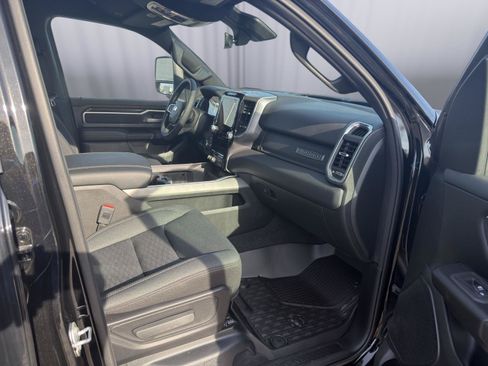 New 2026 RAM 1500 Big Horn AWD/4WD image 15