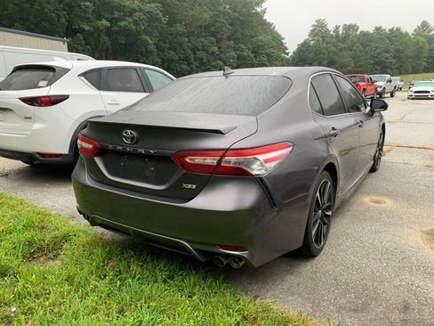 Used 2020 Toyota Camry XSE FWD image 7