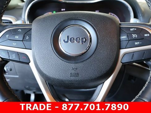Used 2015 Jeep Grand Cherokee Overland image 20