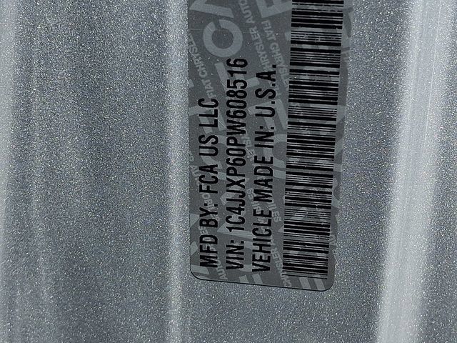 Used 2023 Jeep Wrangler Unlimited Sahara AWD/4WD image 27