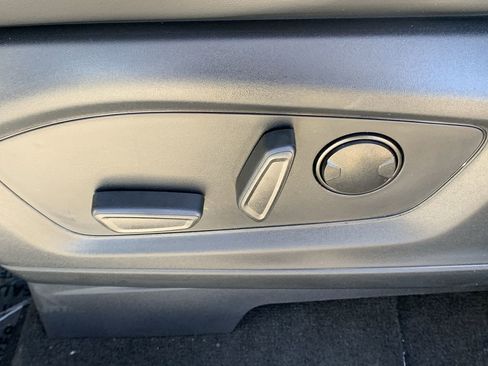 New 2026 Ford Explorer ST-Line w/ ST-Line Street Pack image 22