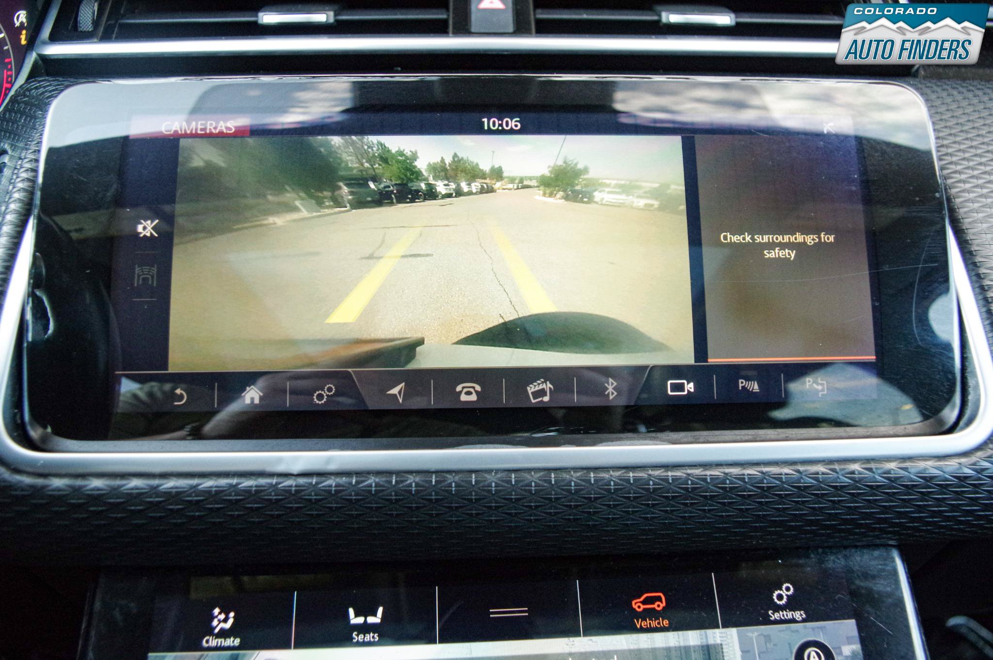 Used 2019 Land Rover Range Rover Velar R-Dynamic SE AWD/4WD image 19