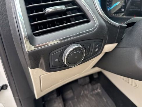 Used 2020 Ford Edge Titanium w/ Equipment Group 301A image 16