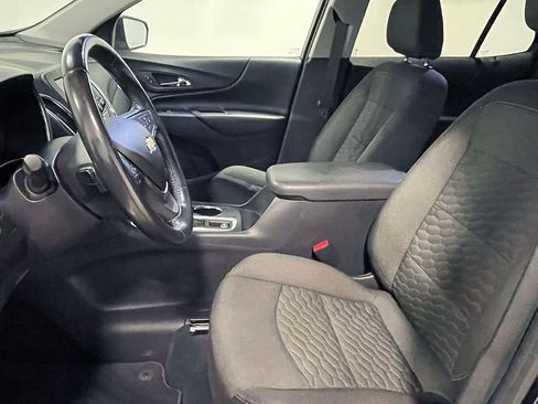 Used 2020 Chevrolet Equinox LT image 3