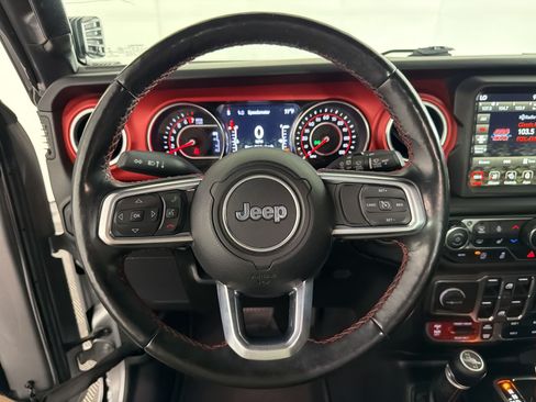 Used 2021 Jeep Wrangler Unlimited Rubicon AWD/4WD image 11