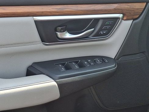 Used 2022 Honda CR-V Touring image 13