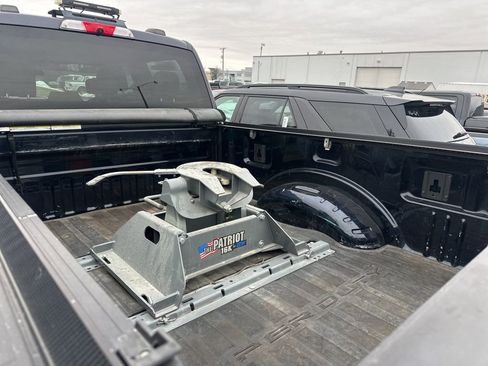 Used 2022 Ford F250 XLT w/ XLT Premium Package image 11