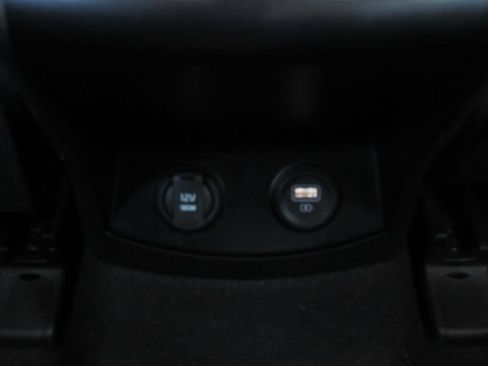 Used 2021 Kia Sorento S FWD image 29