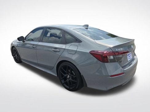 Used 2025 Honda Civic Sport image 6