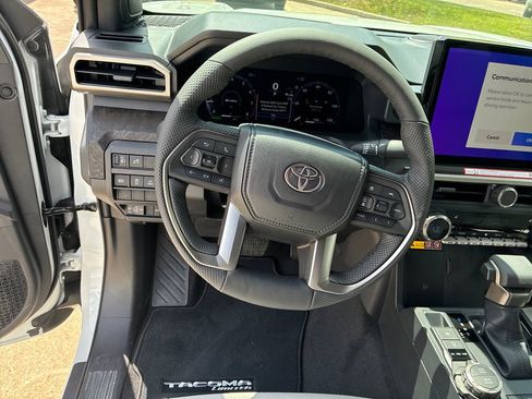 New 2026 Toyota Tacoma Limited image 21