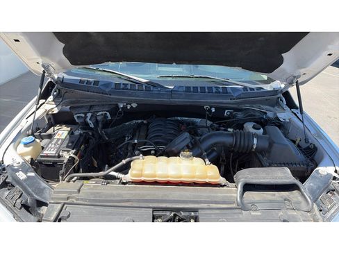 Used 2019 Ford F150 XLT w/ Trailer Tow Package AWD/4WD image 17