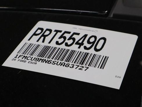 Certified 2025 Ford Escape ST-Line AWD/4WD image 33