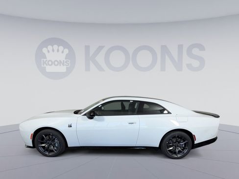 New 2026 Dodge Charger Scat Pack image 2