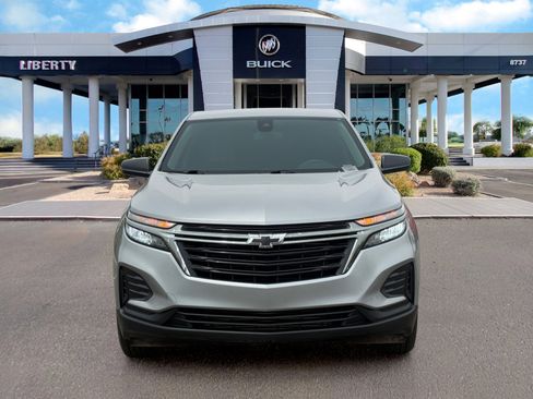 Used 2023 Chevrolet Equinox LS w/ LS Convenience Package AWD/4WD image 8