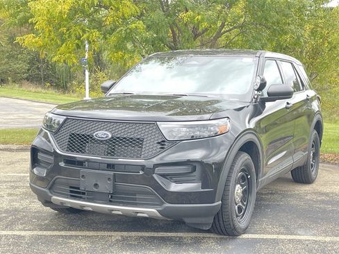 New 2025 Ford Explorer 4WD Police Interceptor image 7
