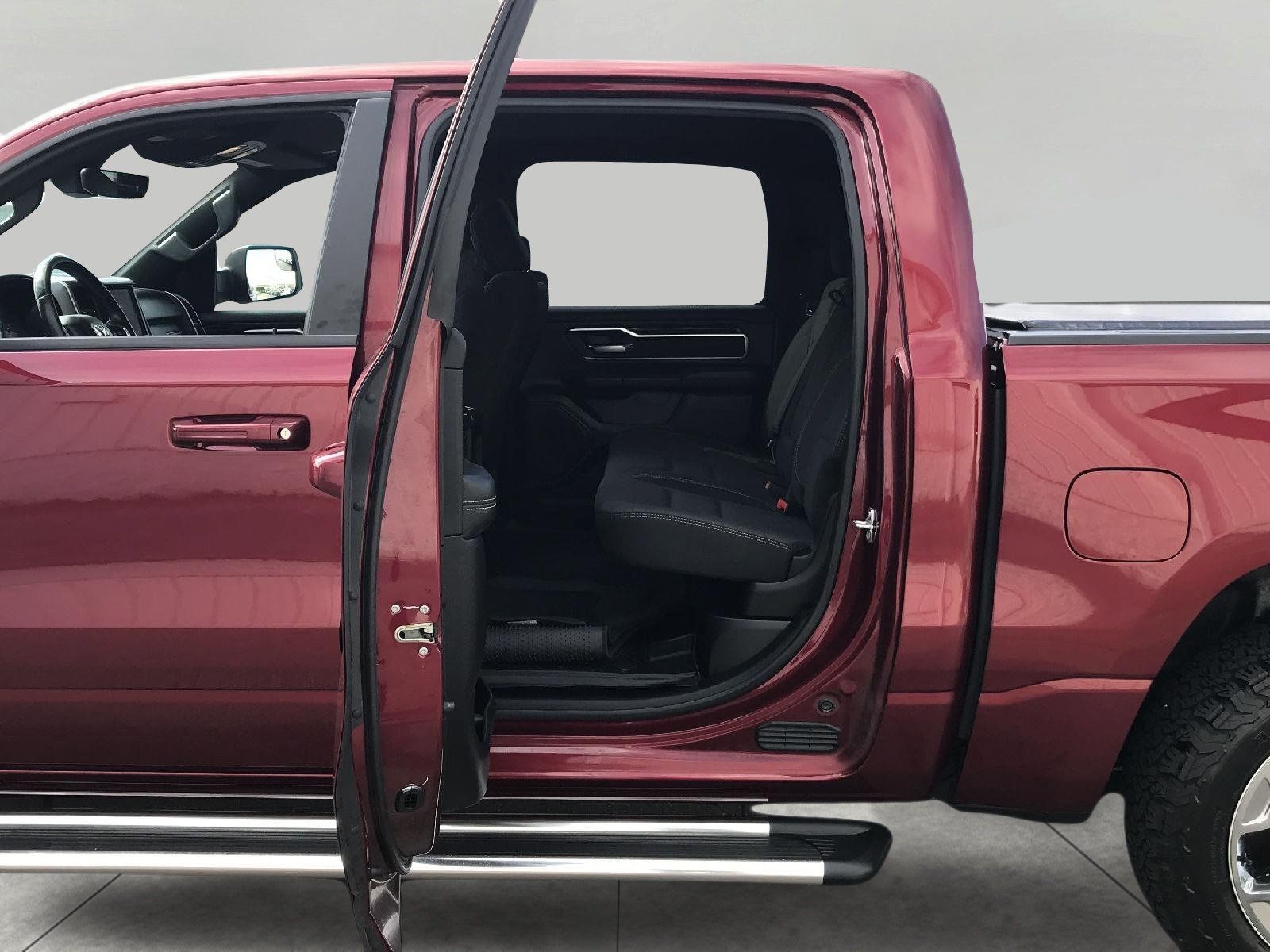 Used 2019 RAM 1500 Big Horn AWD/4WD image 21