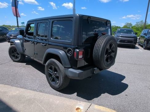 Certified 2022 Jeep Wrangler Unlimited Sport AWD/4WD image 28